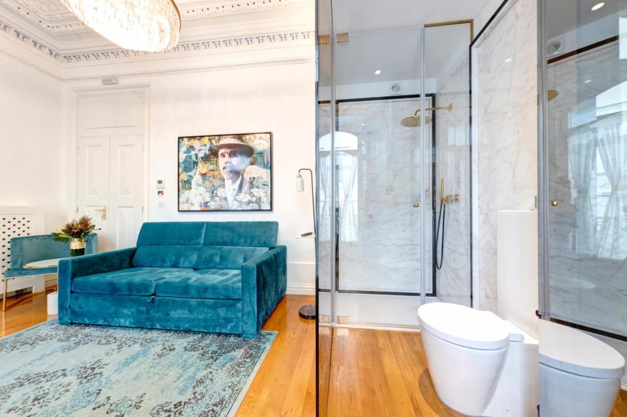 1877 Estrela Palace Aveiro Exterior photo A wet room