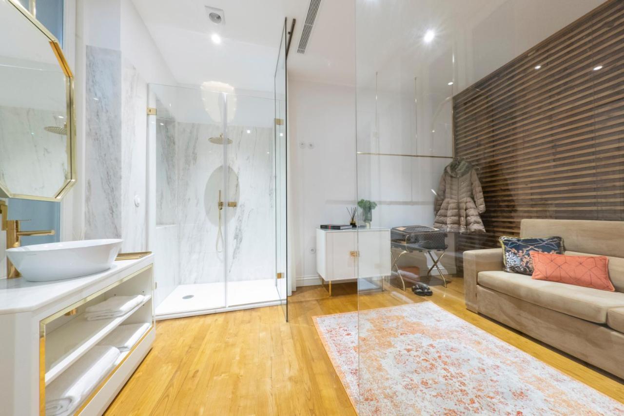 1877 Estrela Palace Aveiro Exterior photo Bathroom